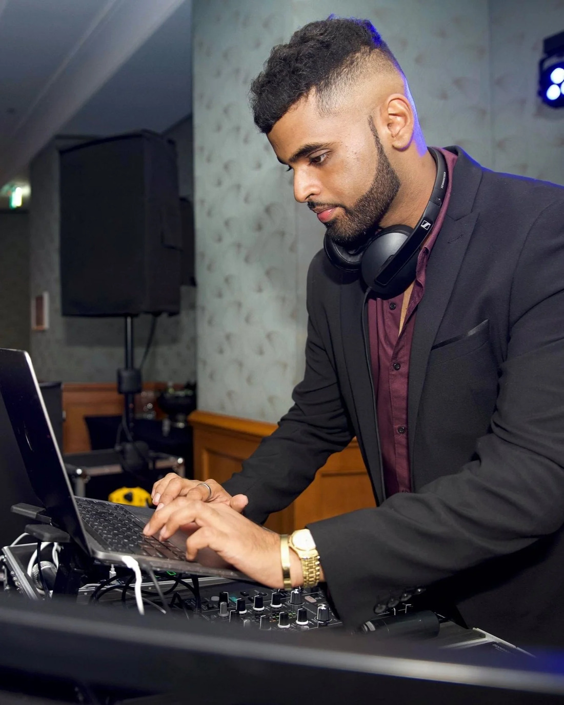 Ash - ENVY Headliner DJ Host, AKA DJ Prodiji