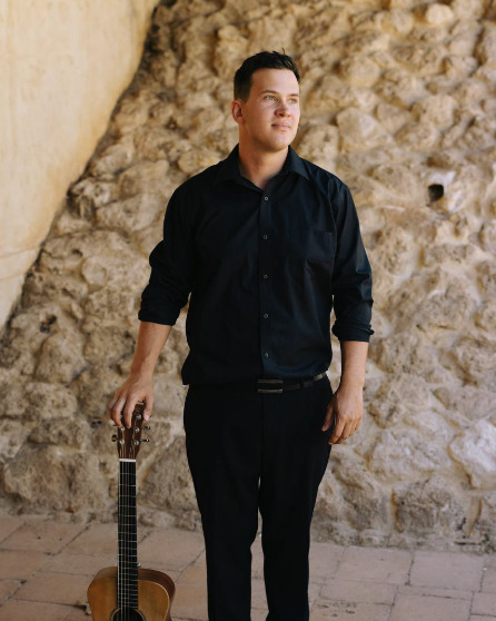 Chris - ENVY acoustic artist, vocalist and guitarist